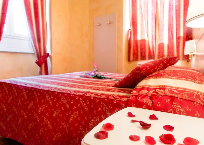 Domus Trevi Bed & Breakfast Rome