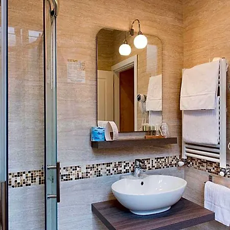 Domus Trevi 4* Rom