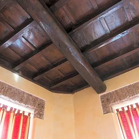 Domus Trevi Bed & Breakfast