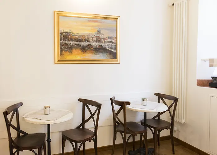 Domus Trevi 4*