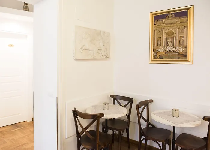 Domus Trevi Bed and breakfast