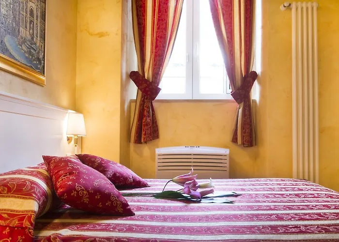 Bed and Breakfast Domus Trevi 4*