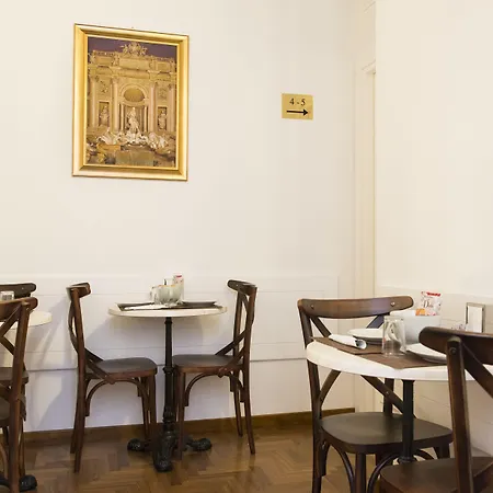 Domus Trevi Couette-café